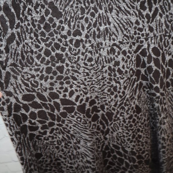 Leota Ocelot Gray 3/4 Sleeve Scoop Back Circle Midi Dress Women's Size 2X-NWOT - Picture 3 of 9